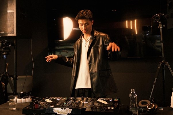 ​DJ Cheky – Hành trình của chàng trai Việt giữa trời Âu và ước mơ đưa âm nhạc trở về quê hương